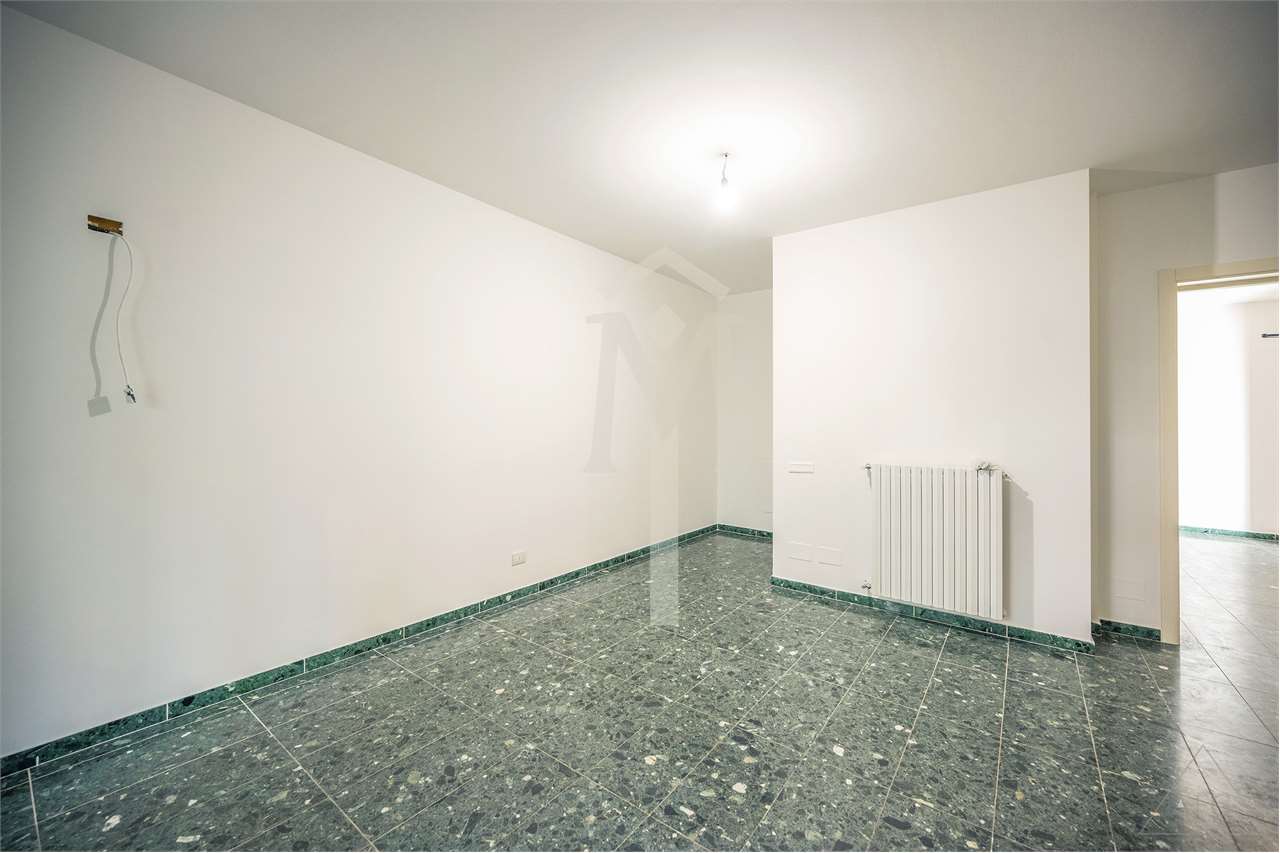 imm_22633-20220429183440-1280
