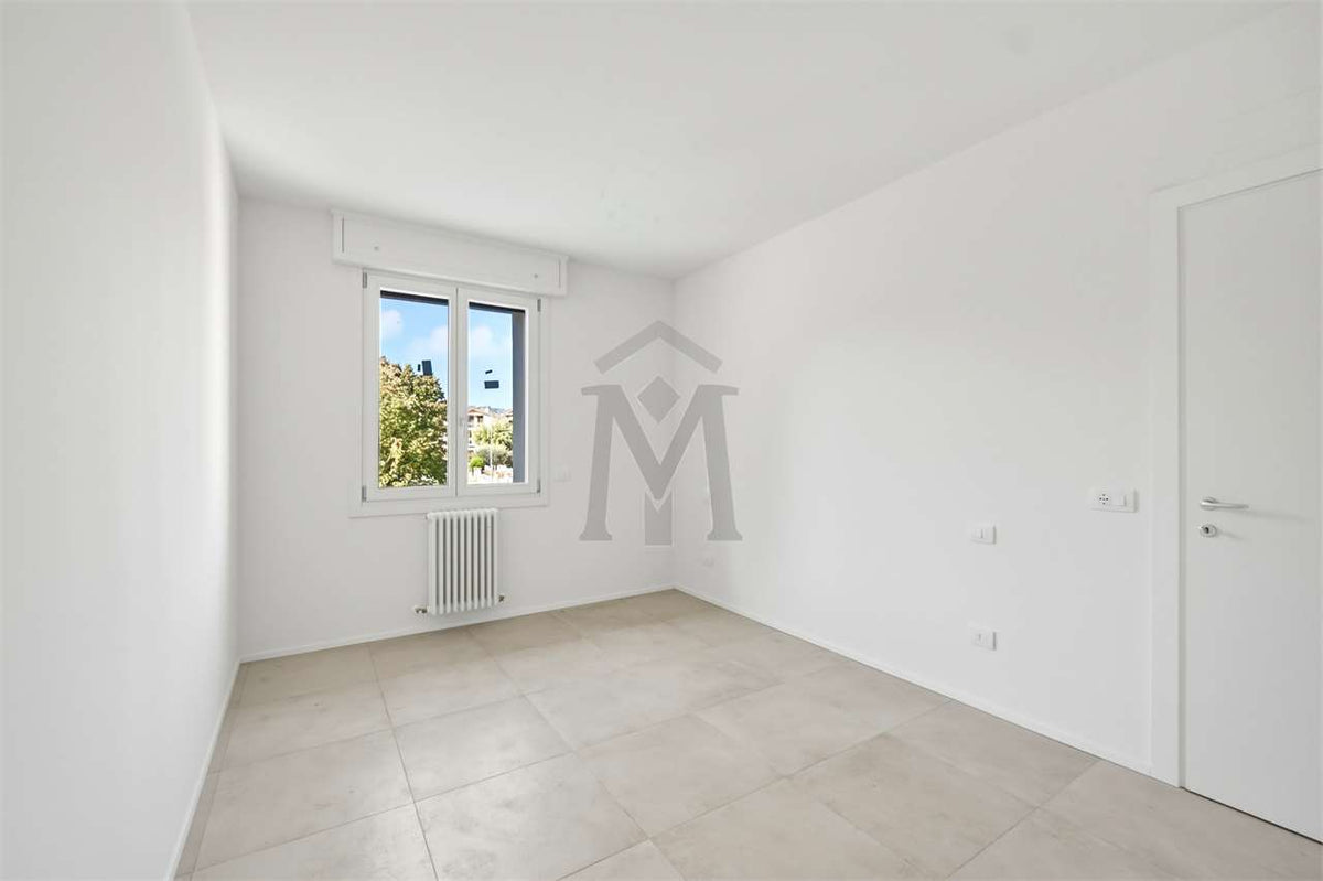 imm_51923-20261001151640-1280