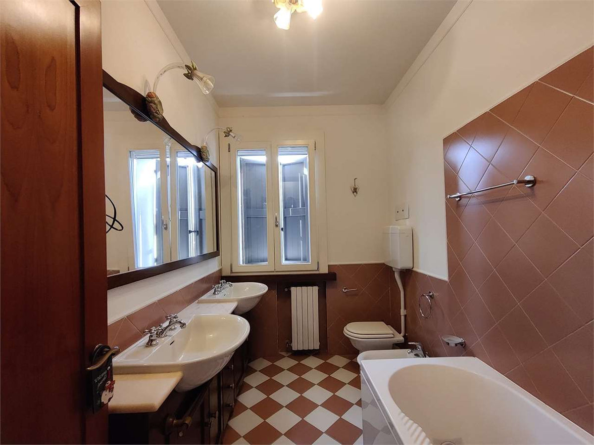 imm_53203-20261017121802-1280