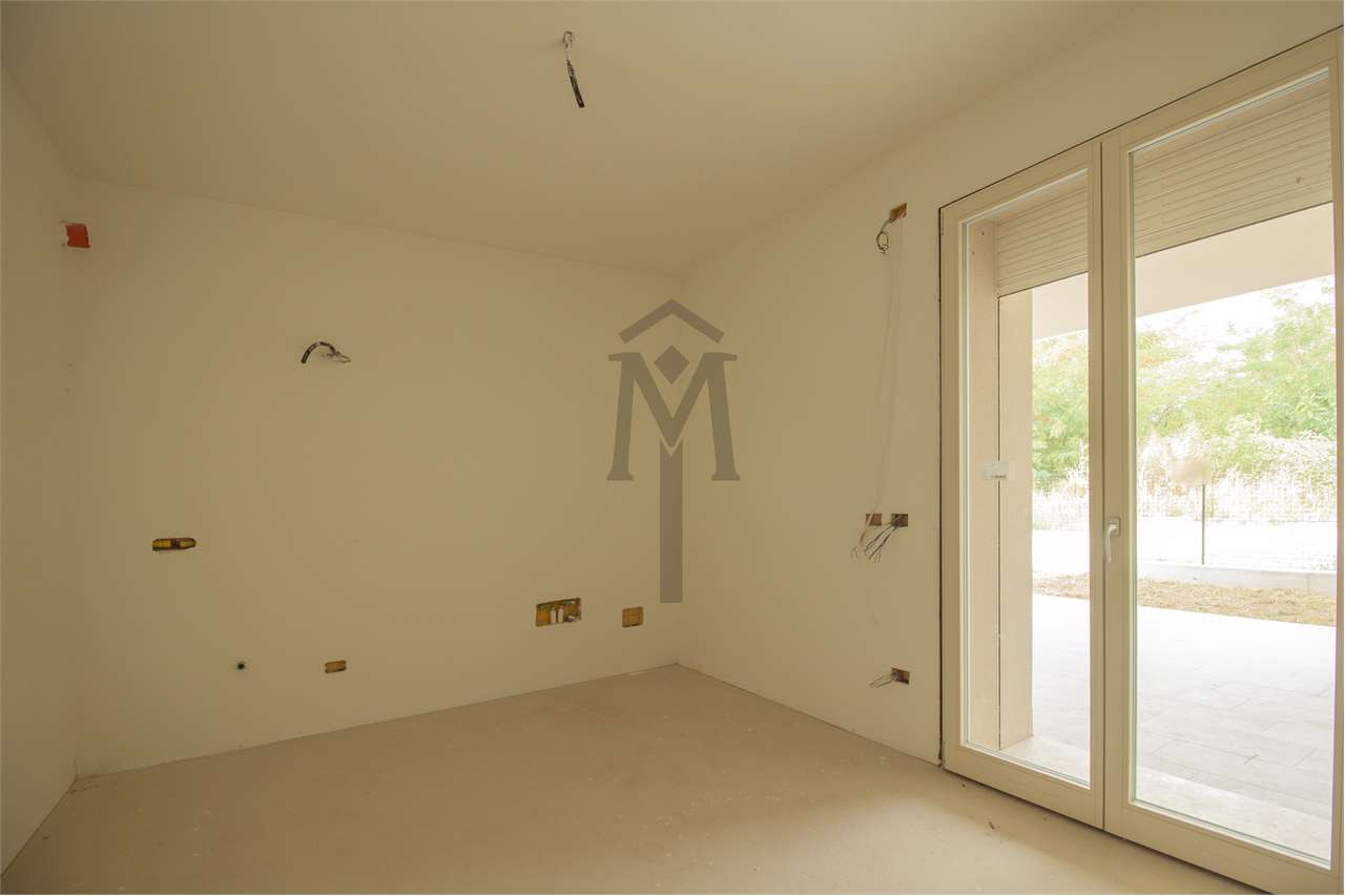 imm_44565-20250806183139-1280