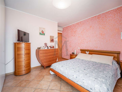 imm_45040-20250922162220-1280