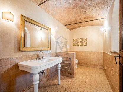 imm_45595-20251009111414-1280