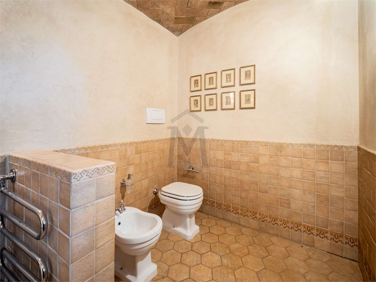 imm_45596-20251009111416-1280