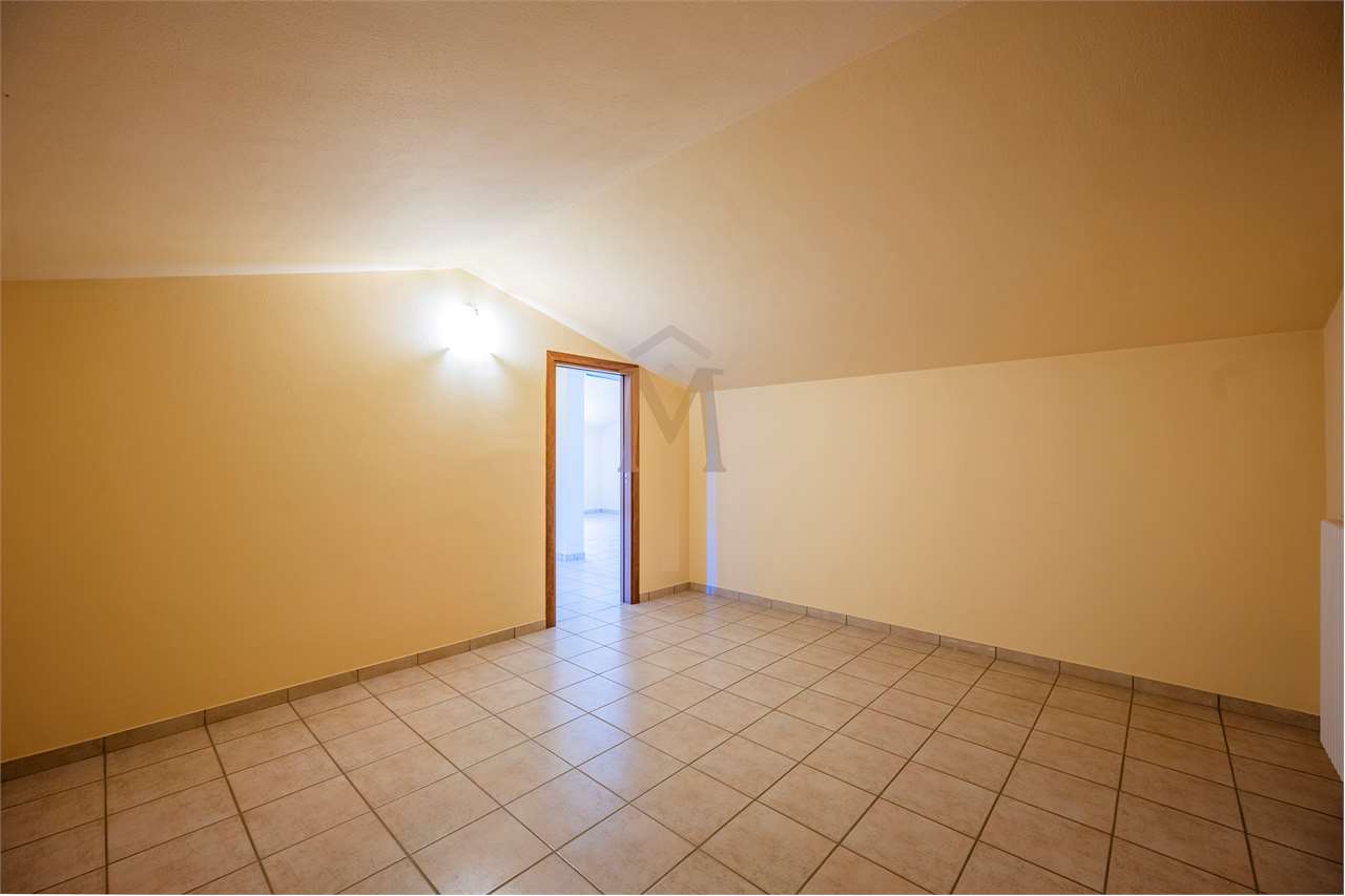 imm_46573-20251118163047-1280