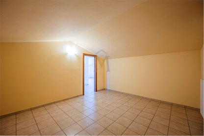 imm_46573-20251118163047-1280