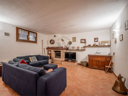 imm_46992-20251202184616-1280