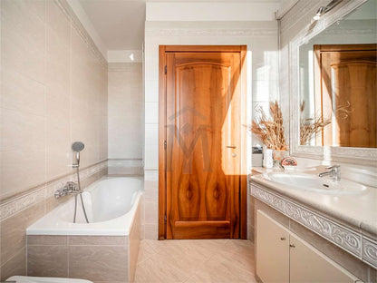 imm_47003-20251202184006-1280
