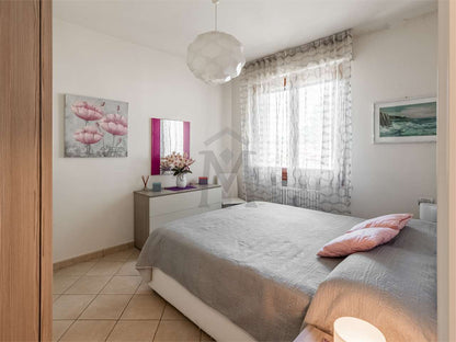imm_49156-20260430155743-1280