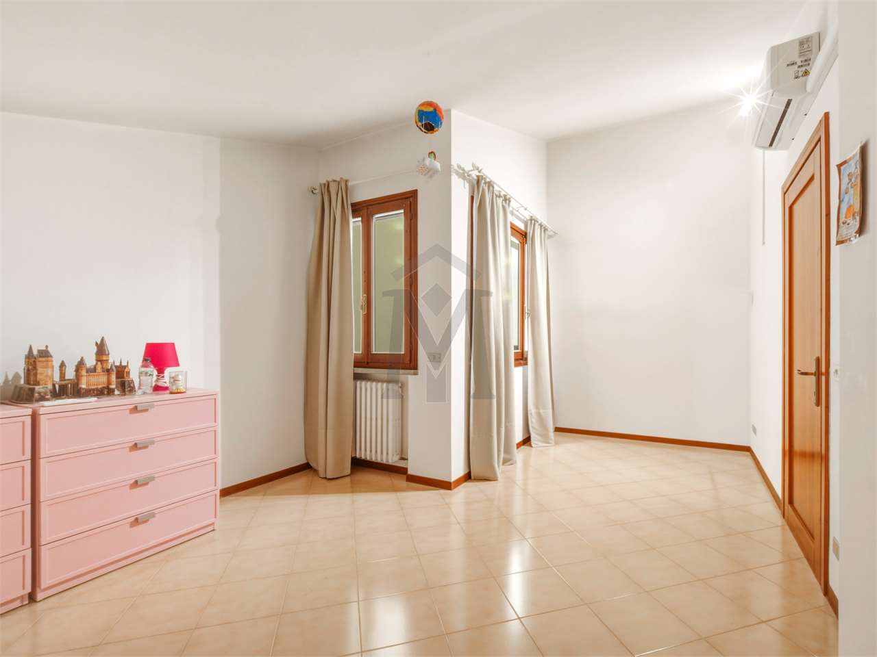 imm_49915-20260626155312-1280