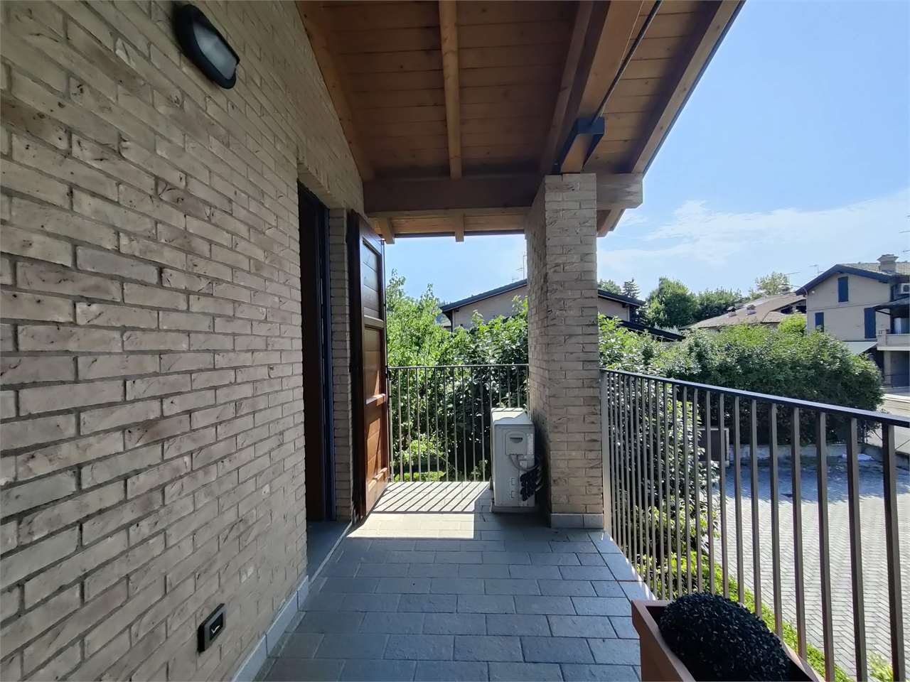 imm_51111-20260804172604-1280