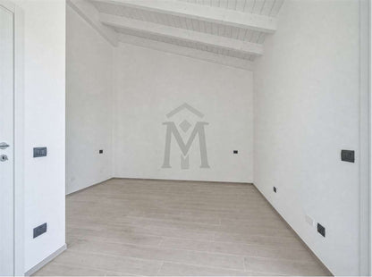 imm_51399-20260826181401-1280