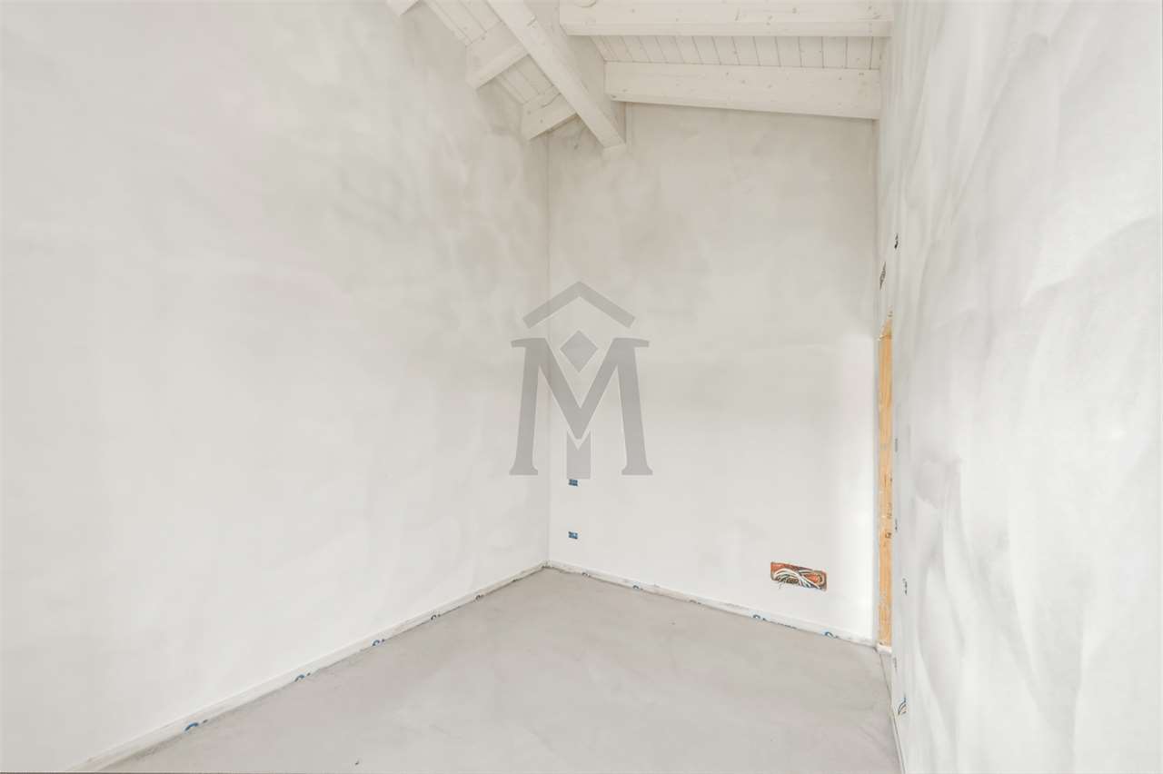 imm_51811-20260907181938-1280