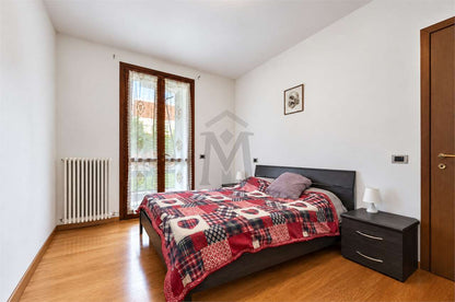 imm_52795-20261009152216-1280