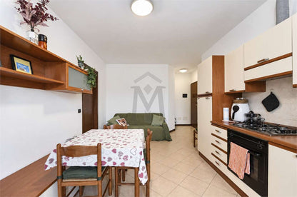 imm_53002-20261014093442-1280