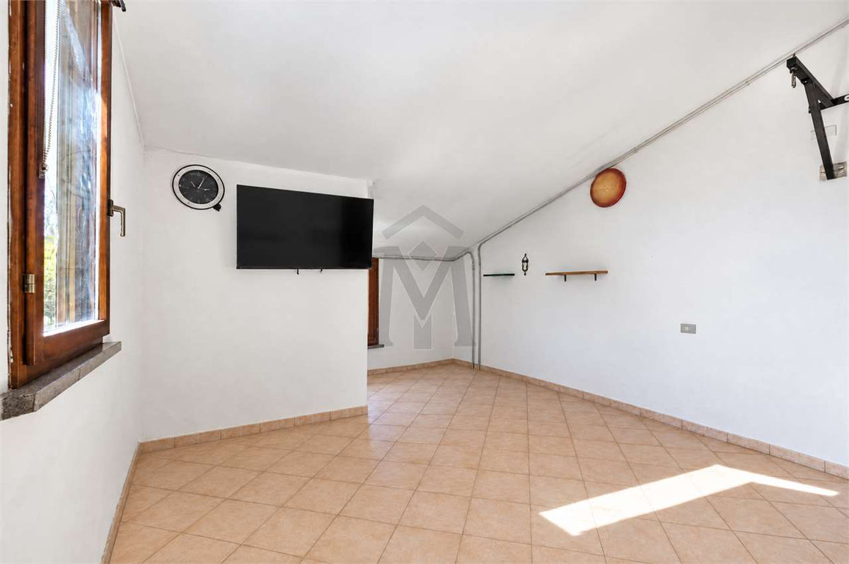 imm_53074-20261014111657-1280
