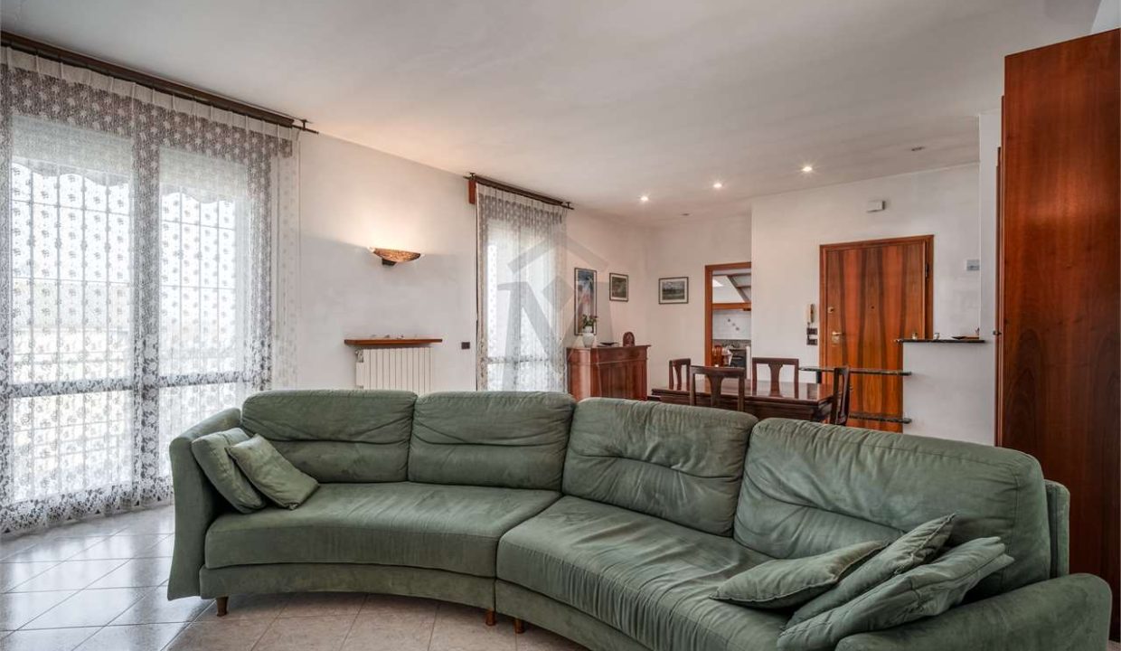 imm_39990-20250210180803-1280-