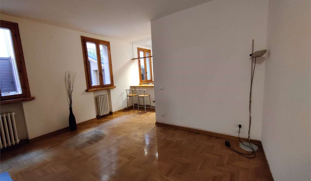 imm_40407-20250303185854-1280-