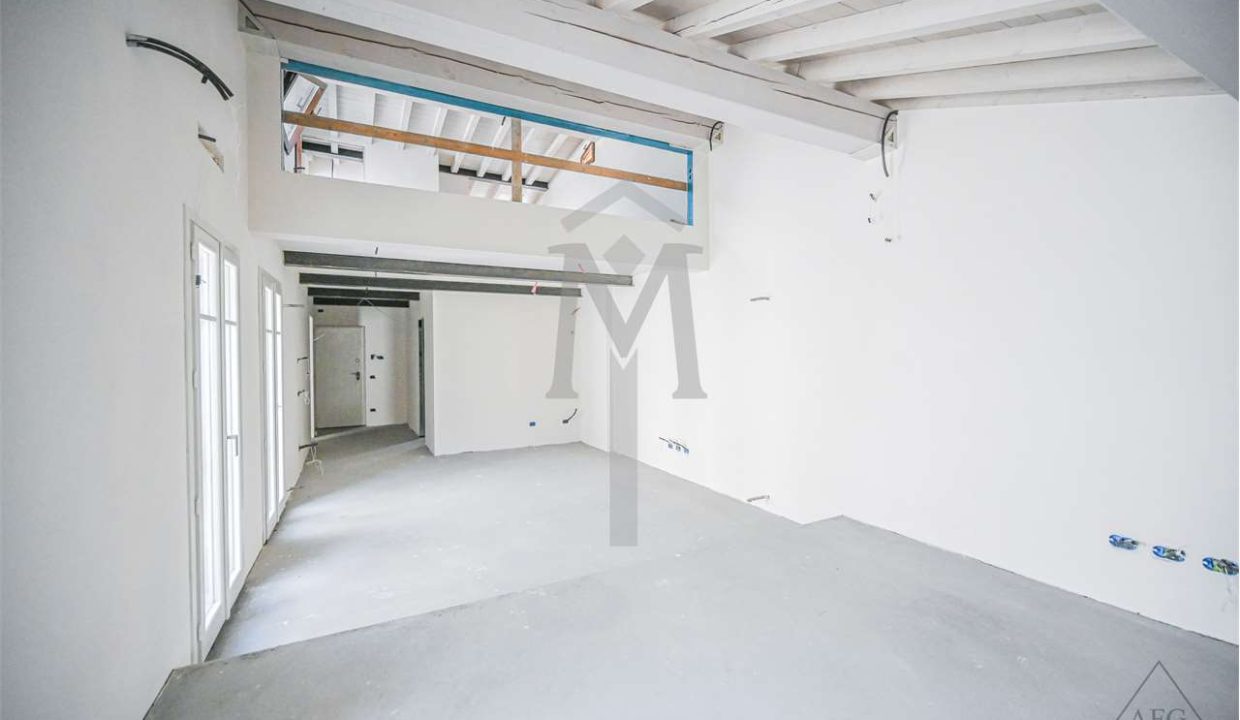 imm_41750-20250513154742-1280-