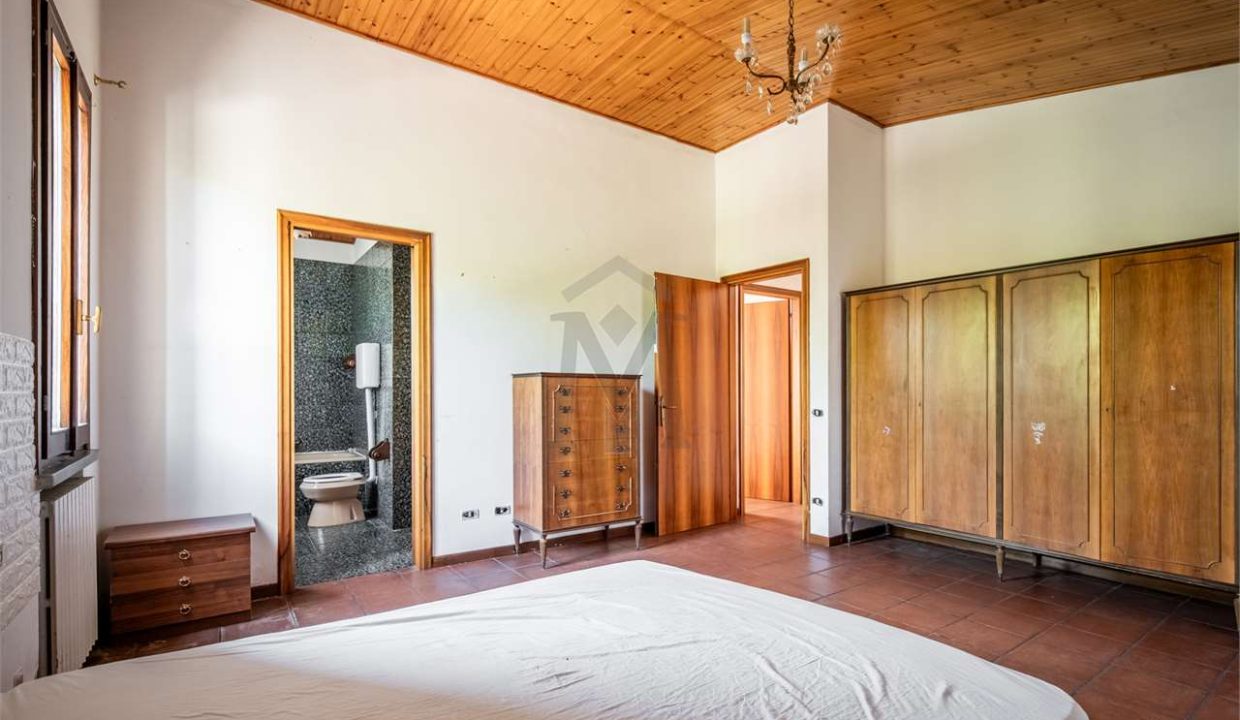 imm_42741-20250506190447-1280-