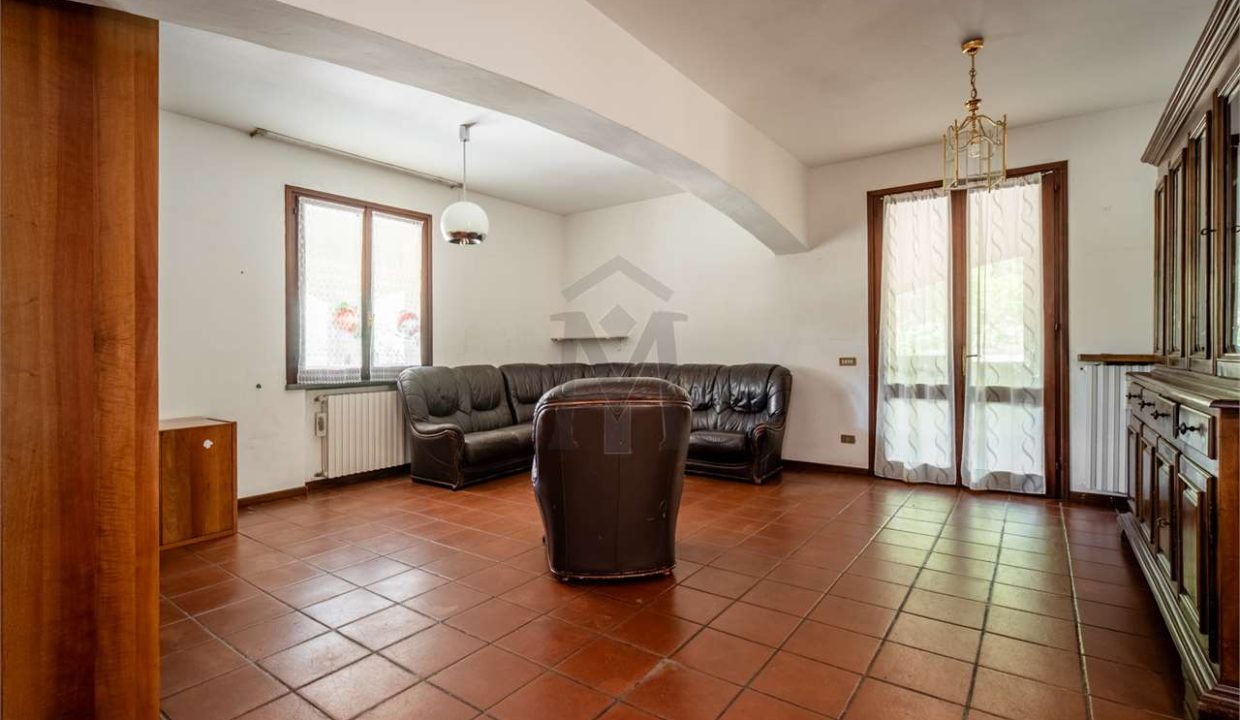 imm_42751-20250506190319-1280-