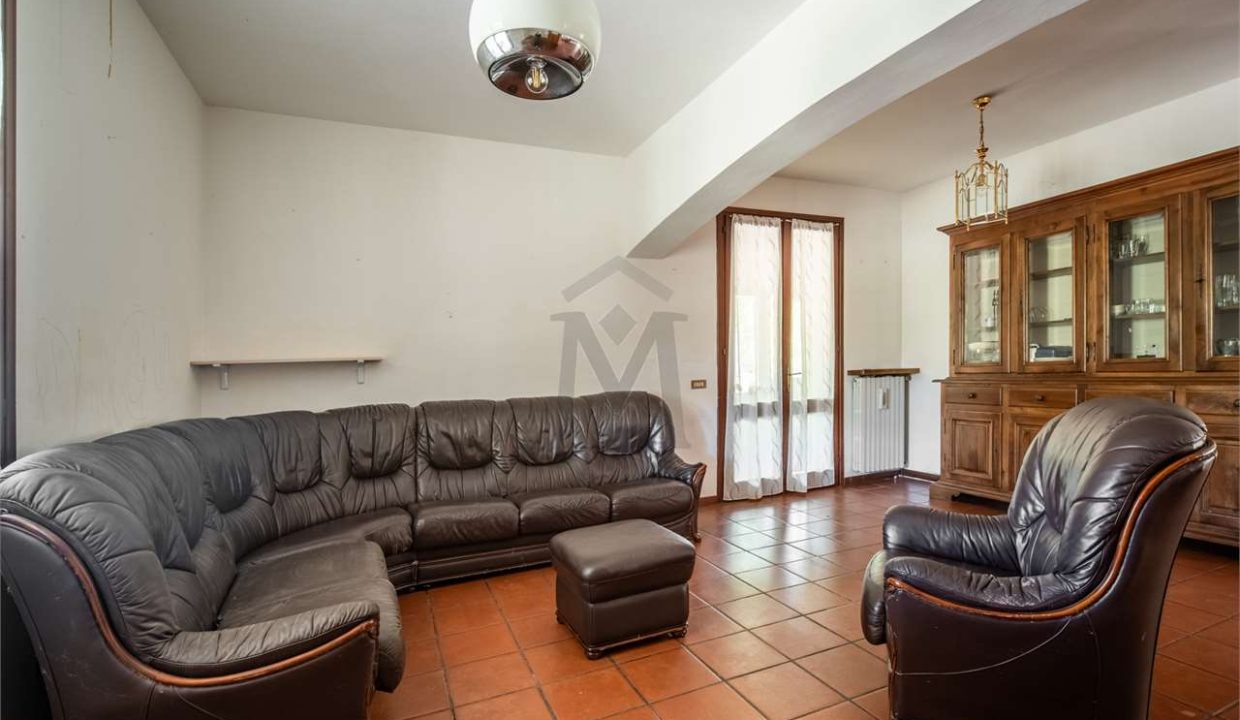 imm_42776-20250506190258-1280-