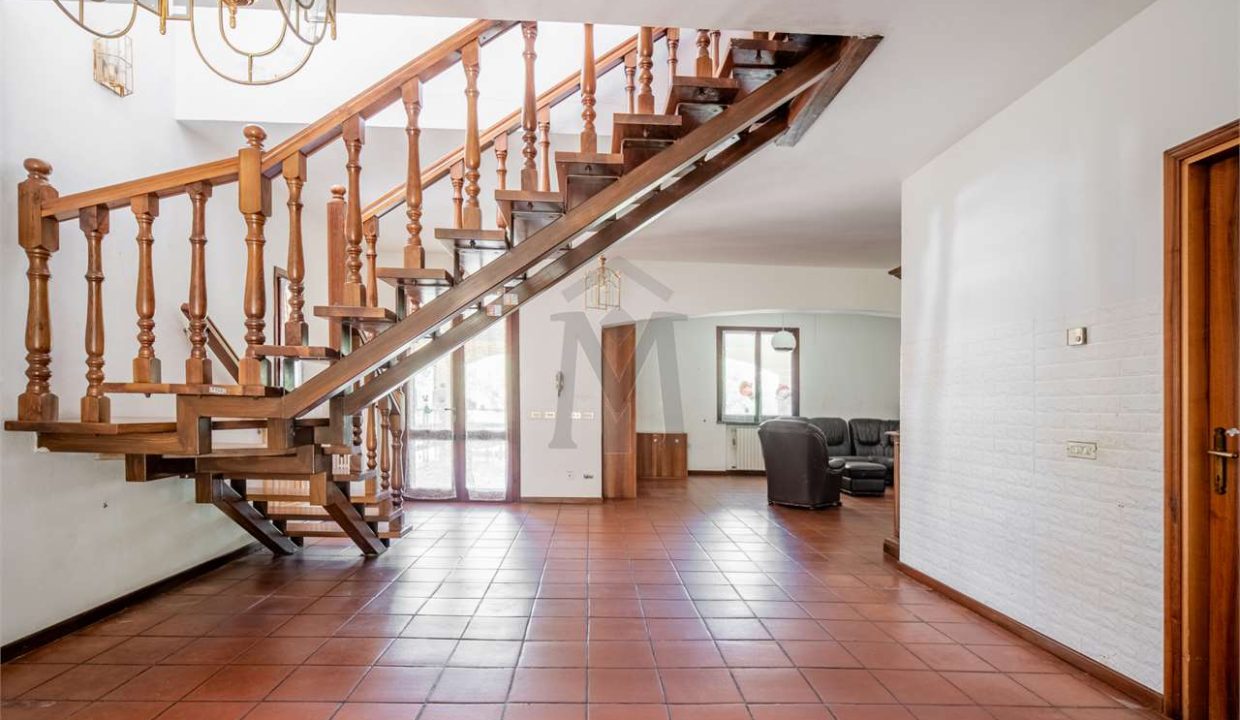 imm_42779-20250825174427-1280-