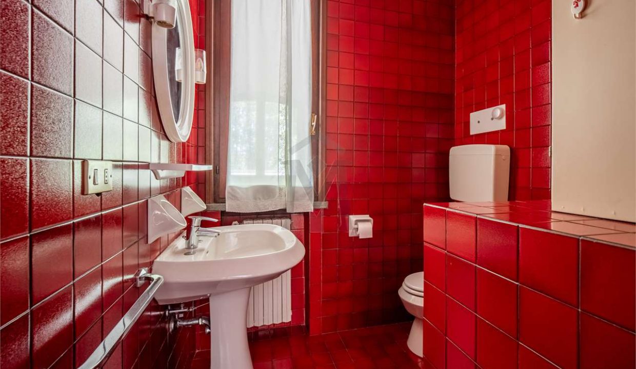 imm_42782-20250506190227-1280-