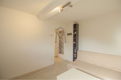 imm_44795-20250911102855-1280-