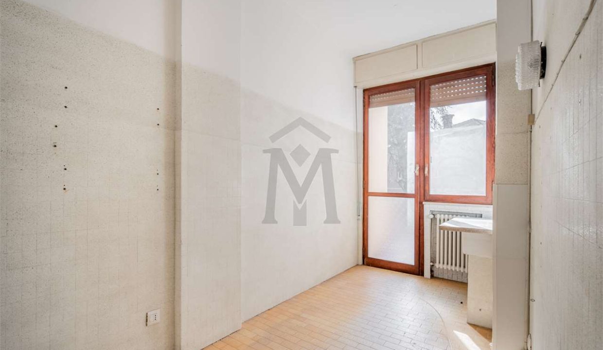 imm_45256-20250926172244-1280-