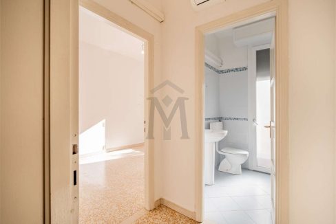 imm_45674-20251009151757-1280-