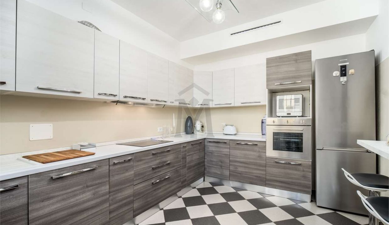 imm_38814-20241114175409-1280-