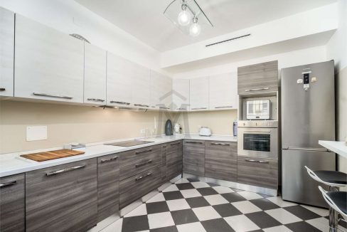 imm_38814-20241114175409-1280-