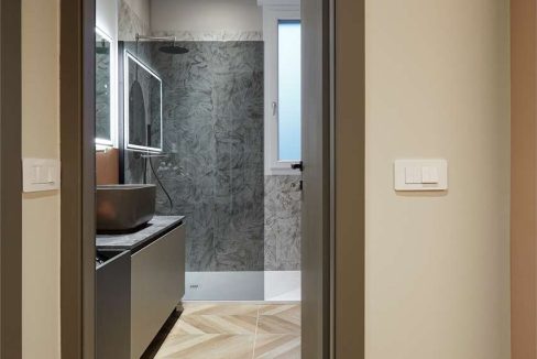 imm_41190-20250402172733-1280