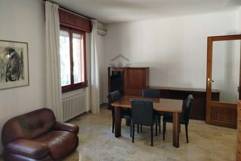 imm_41573-20250416180133-945-