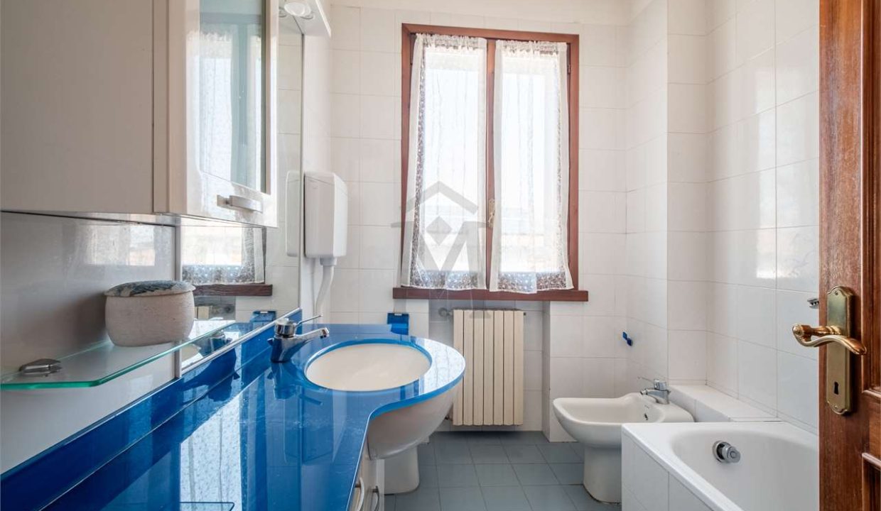 imm_41621-20250910135123-1280-