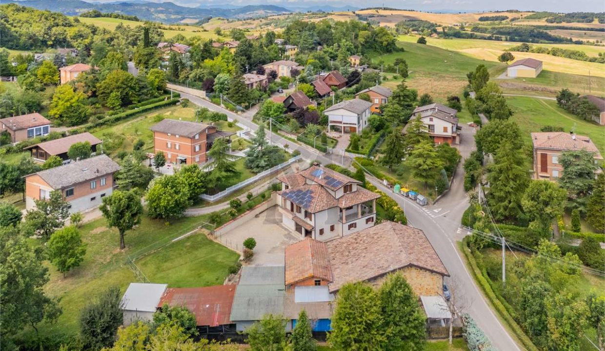 imm_44515-20250801173059-1280-