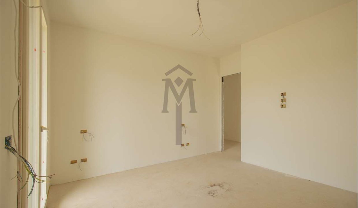 imm_44569-20250806183314-1280-