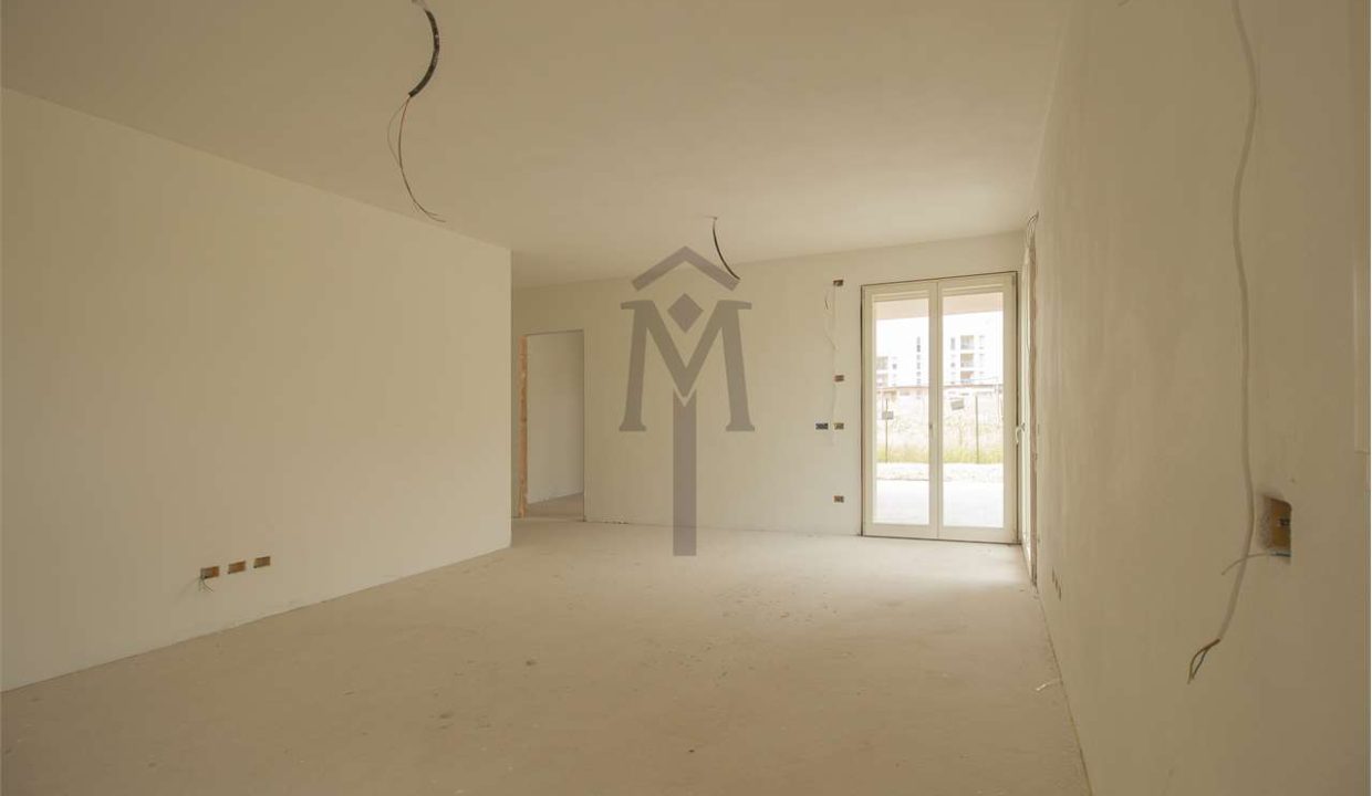 imm_44577-20250806183351-1280-