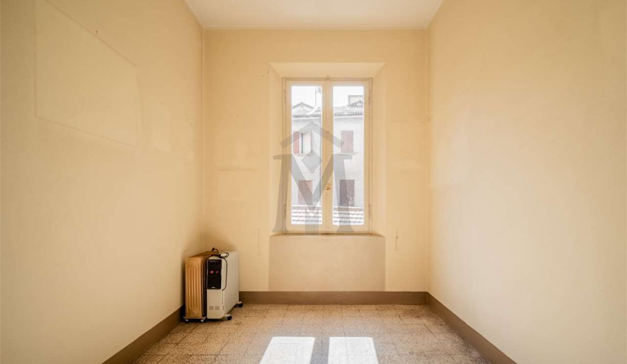 imm_44675-20251106122406-1280-