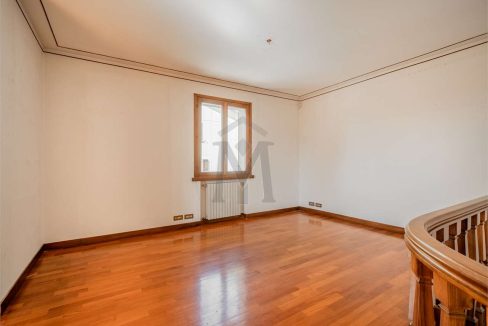 imm_44757-20250910134709-1280-