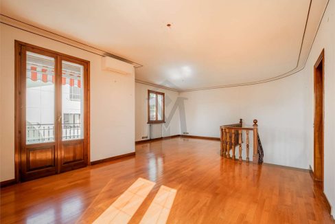 imm_44759-20250910134702-1280-