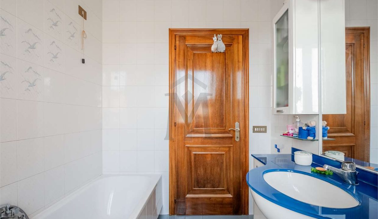 imm_44764-20250910134845-1280-