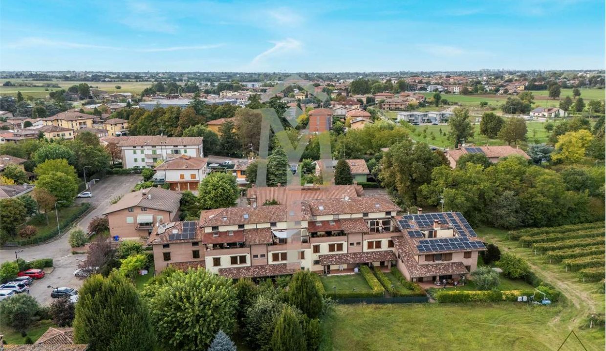 imm_44870-20250918182325-1280-