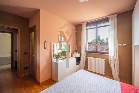 imm_44880-20250918183727-1280-