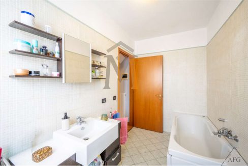 imm_44884-20250918183750-1280-