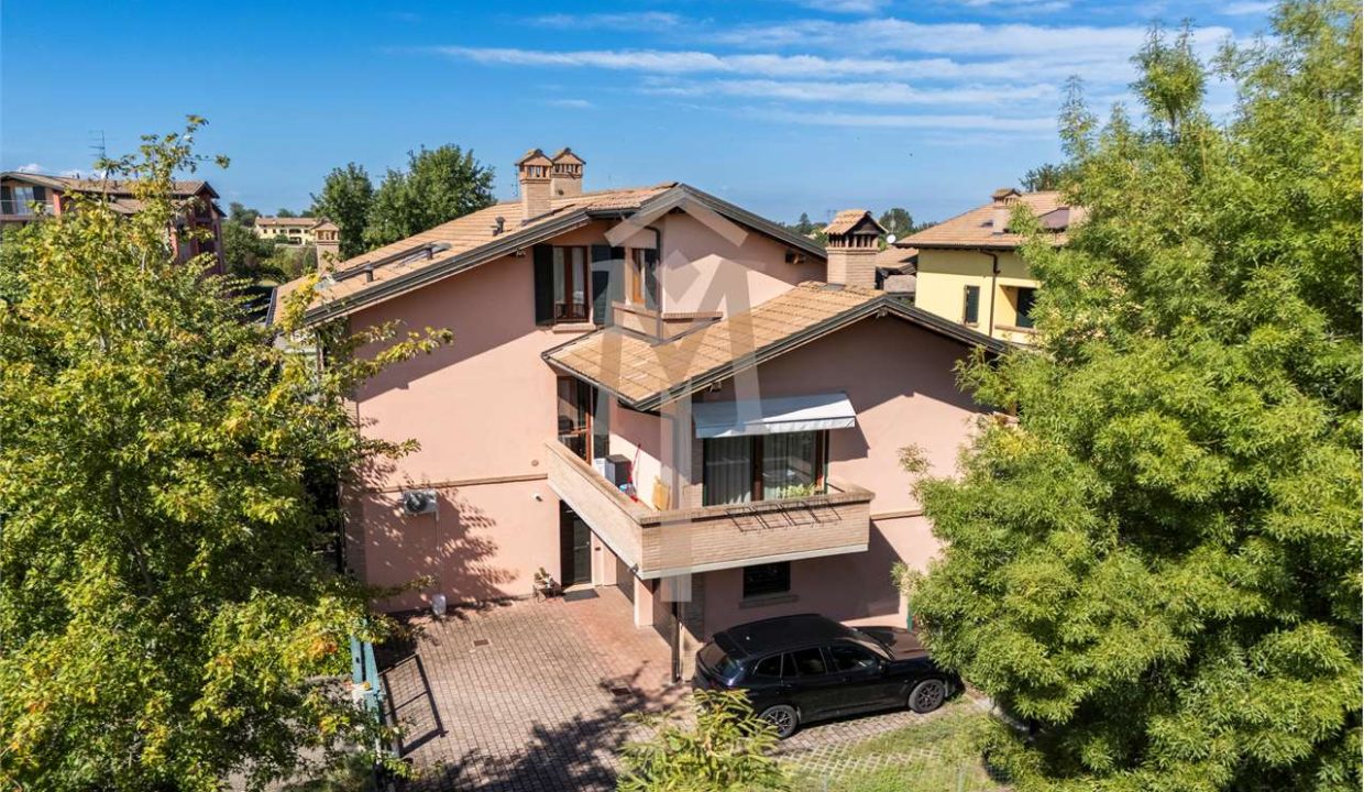 imm_44915-20250919152930-1280-