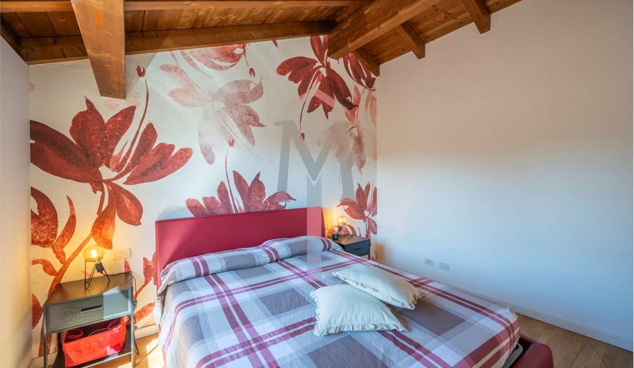 imm_44938-20250919152344-1280-