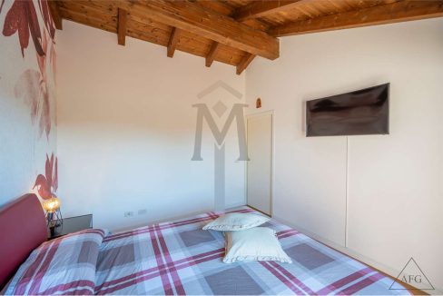 imm_44942-20250919152417-1280-