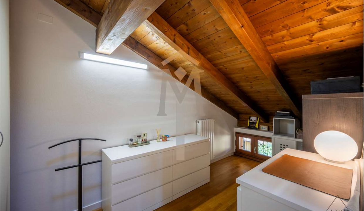 imm_44950-20250919152438-1280-