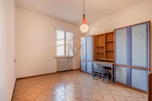 imm_45100-20250923161121-1280-